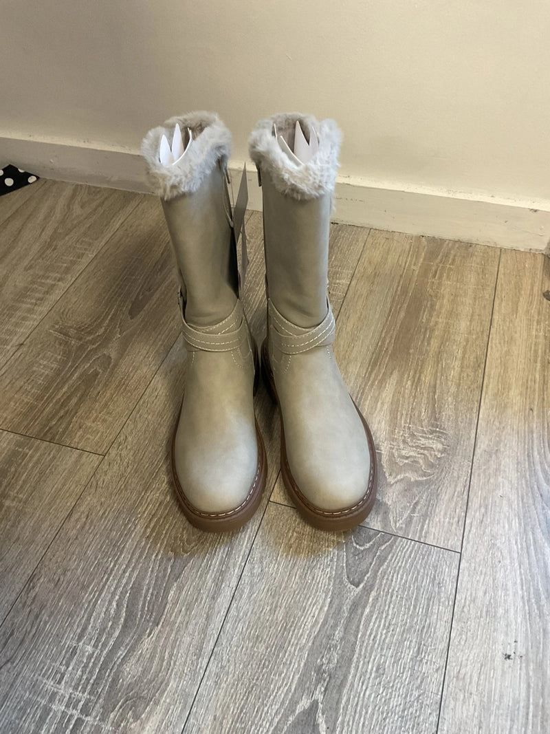 BNWT Deltex Boots beige size-38 11007JC