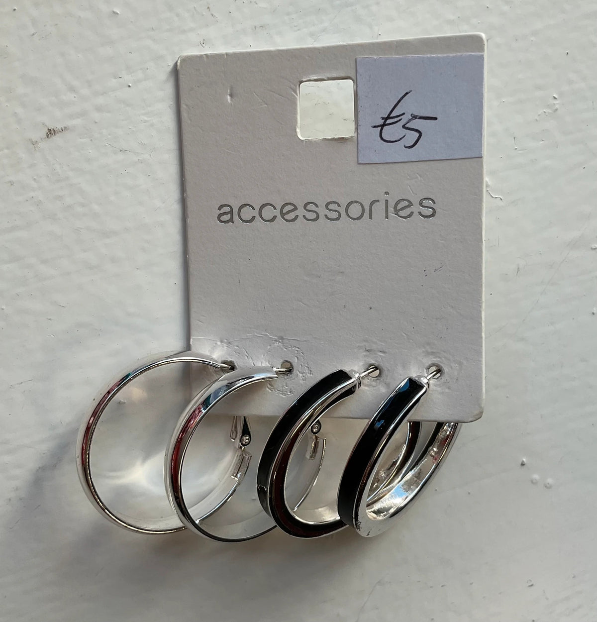 BNWT Accessories  Earrings silver