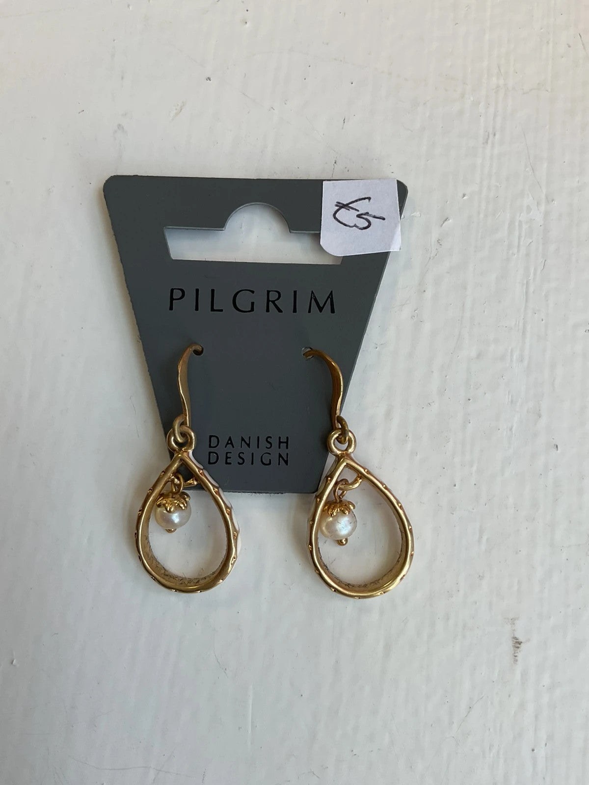 BNWT Pilgrim earrings  gold