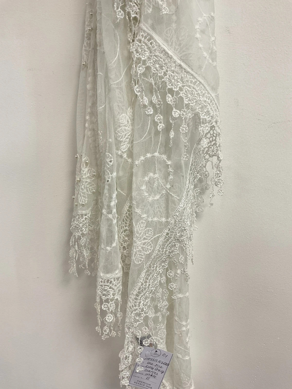 Kelly Craig Scarf White  11073JC