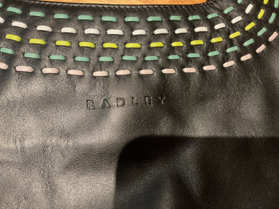 7277BC1025R50 Radley Black Leather bag